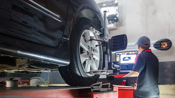 What is the Difference Between a Wheel Alignment vs. Tire Balance?